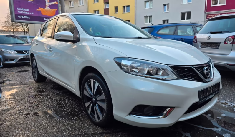 
								Nissan Pulsar full									
