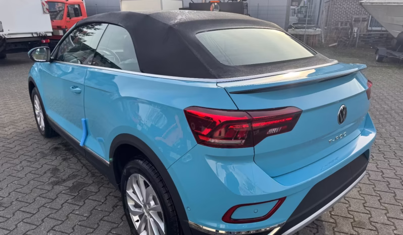 
								Volkswagen T-Roc full									