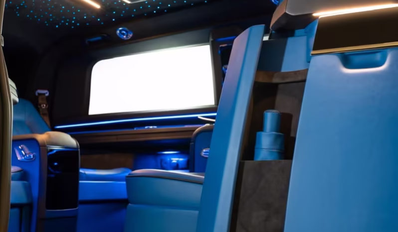 
								Mercedes-Benz V 250 full									