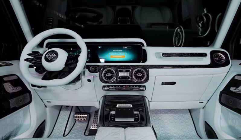 
								Mercedes-Benz G 63 AMG full									