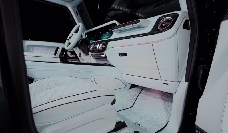 
								Mercedes-Benz G 63 AMG full									