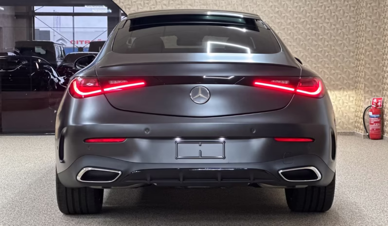 
								Mercedes-Benz CLE 450 full									