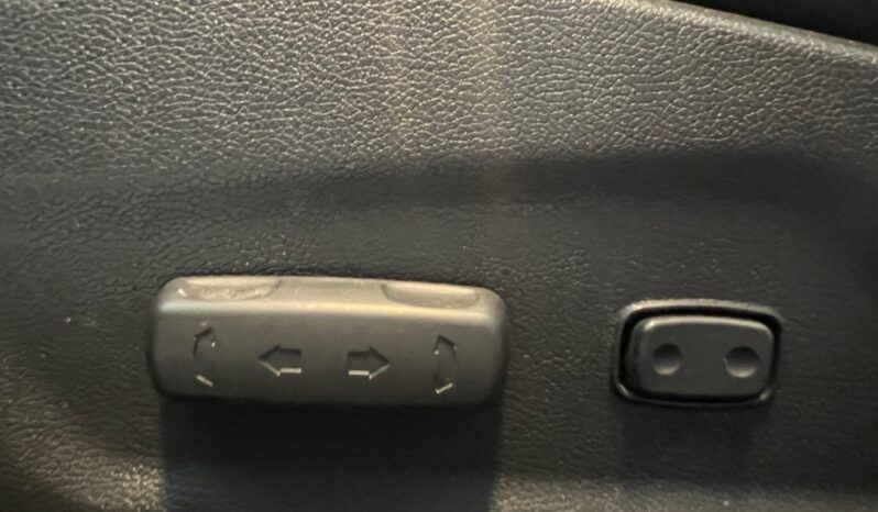 
								Hyundai Veloster full									